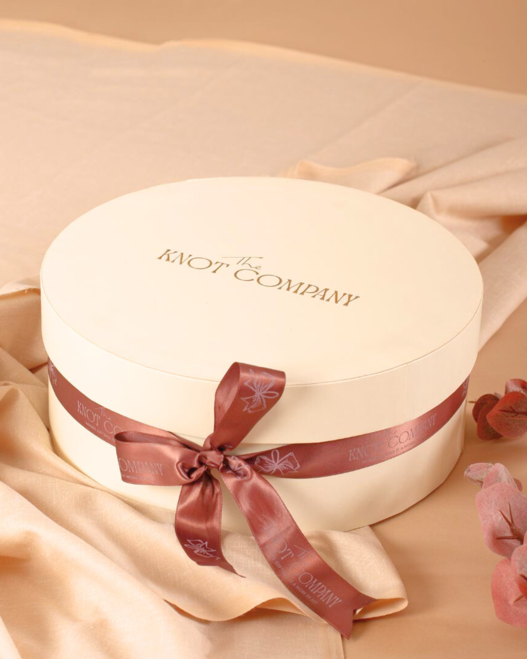 Chic Circular Box (10 X 10 X 4")