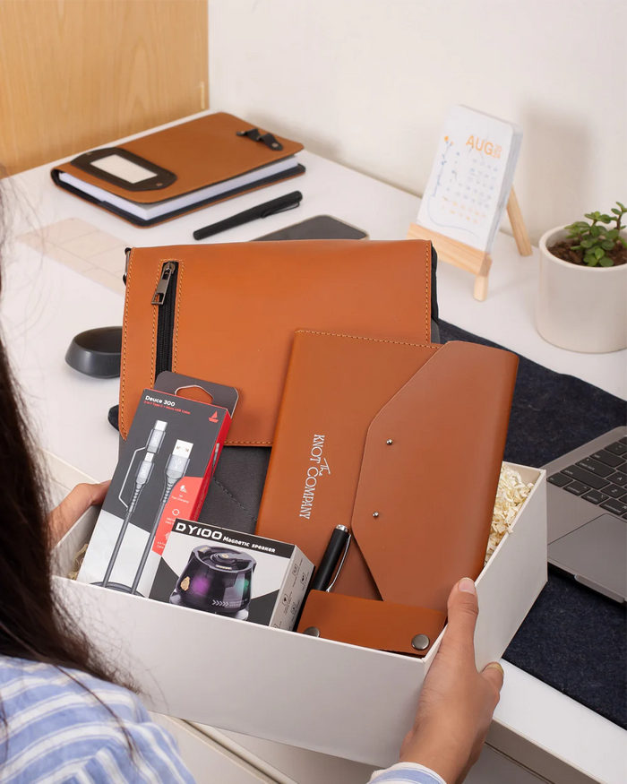 Buy Unique Corporate Gifts - Leading Corporate Gifting Company India