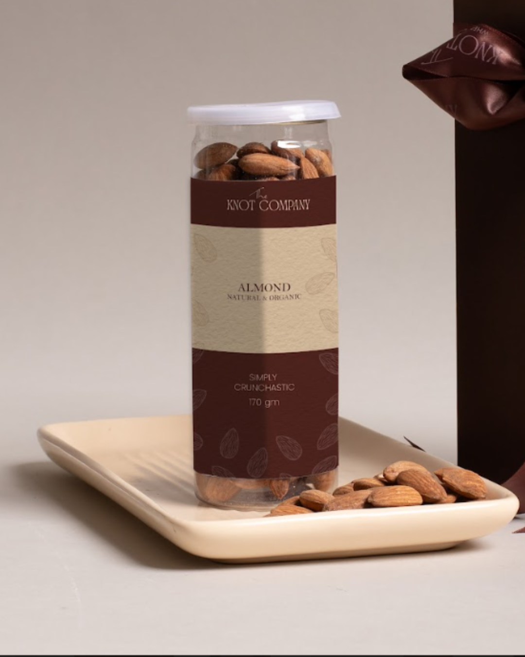 Almonds In Big Pet Jar 170 Gms