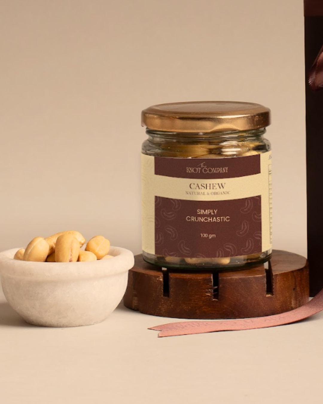 Plain Cashews In a Glass Jar 100 Gms