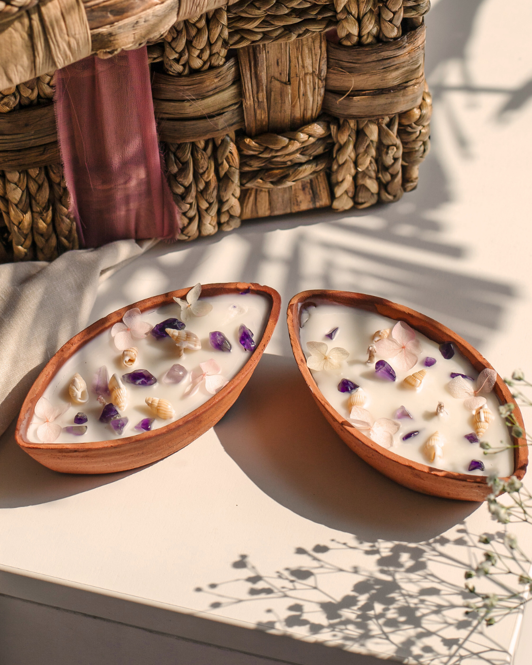 Terracotta Diyas With Dry Flowers & Shells  Set of 2